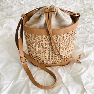 Tommy Bahama Straw Bucket Bag